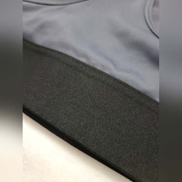 NWT Sport Bra - LRG - Grey - Lightweight - Picture 6 of 8